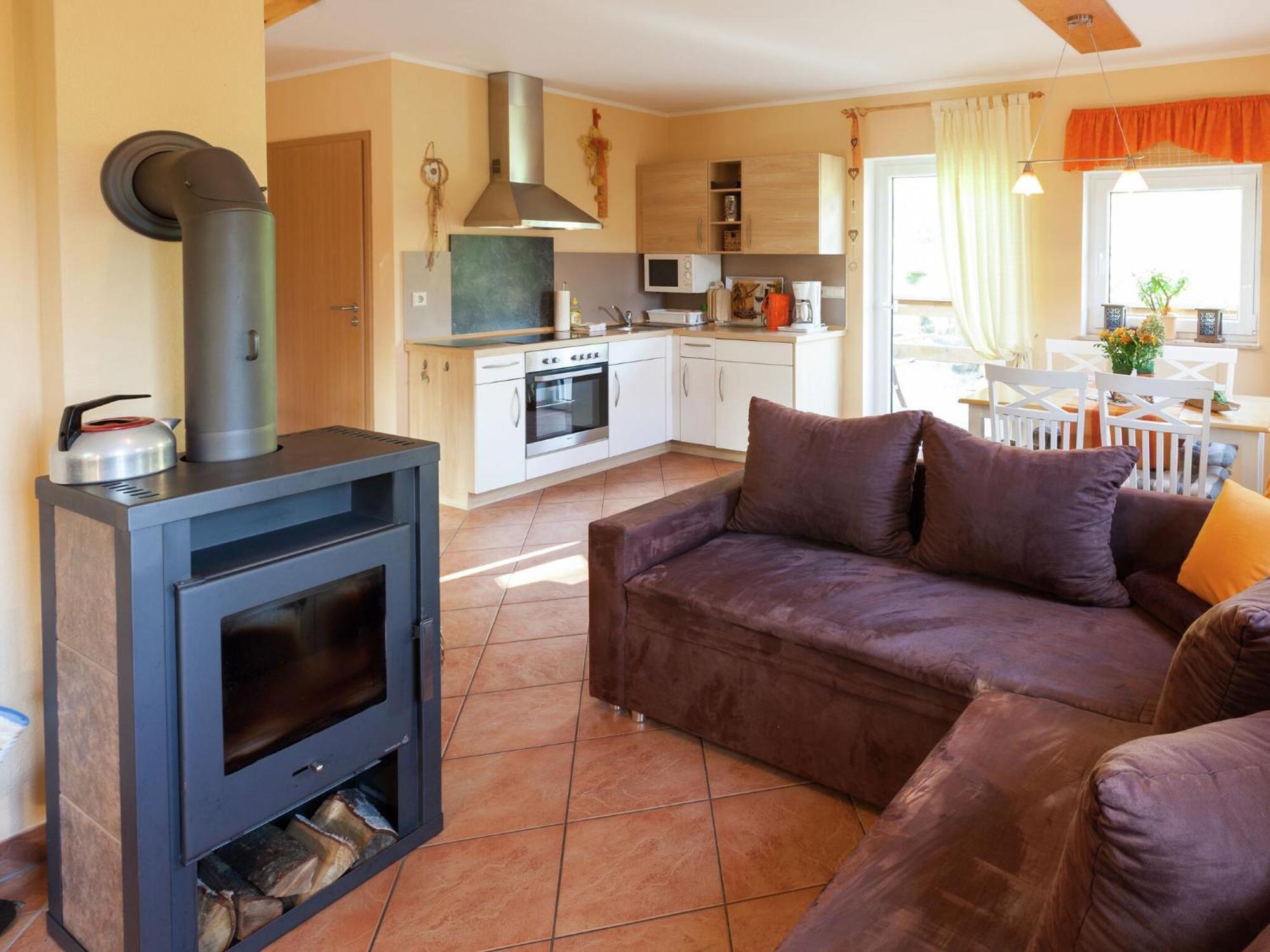 Charming Holiday Home In Hohnstein Ot Lohsdorf Exteriör bild