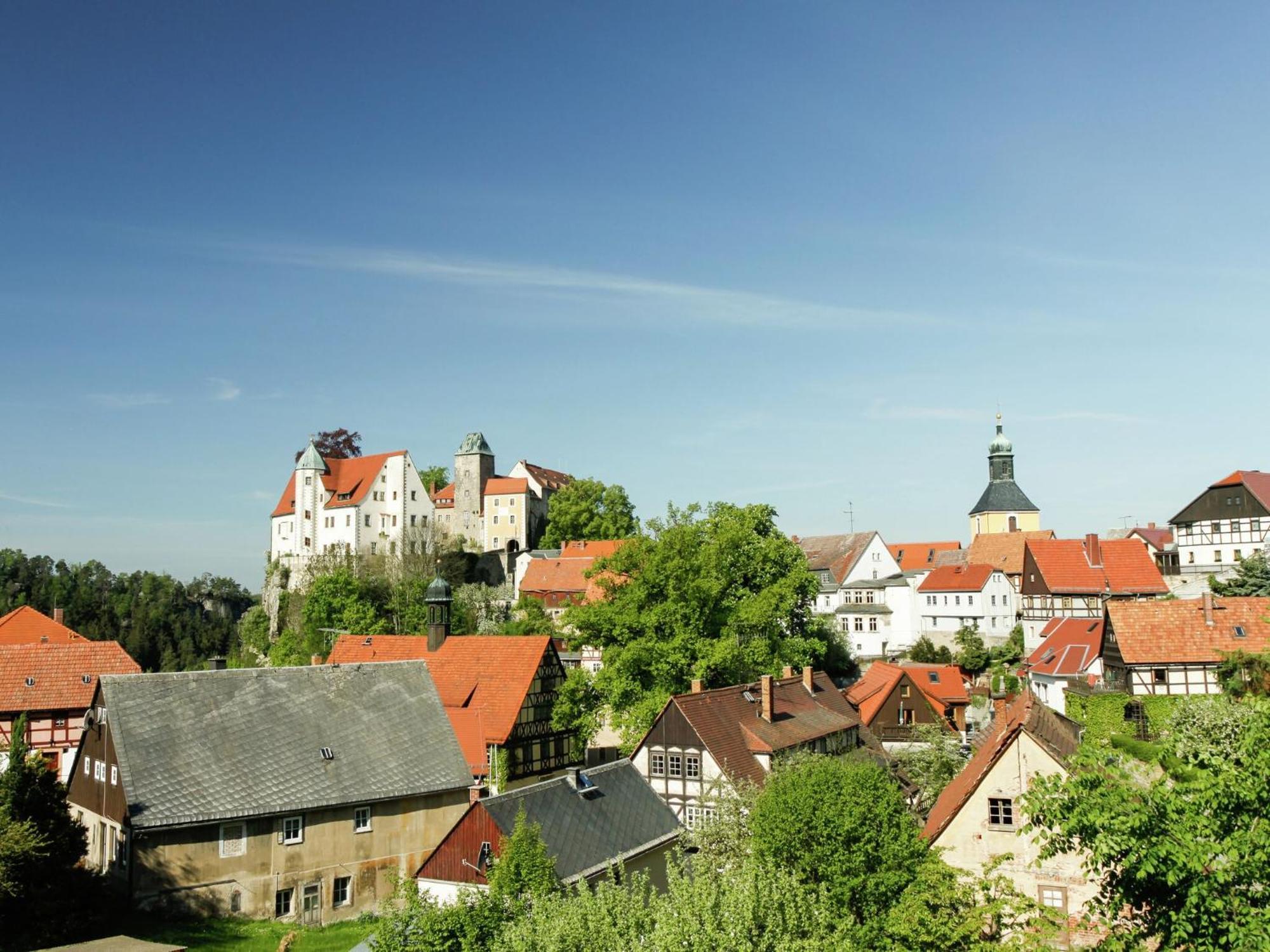 Charming Holiday Home In Hohnstein Ot Lohsdorf Exteriör bild