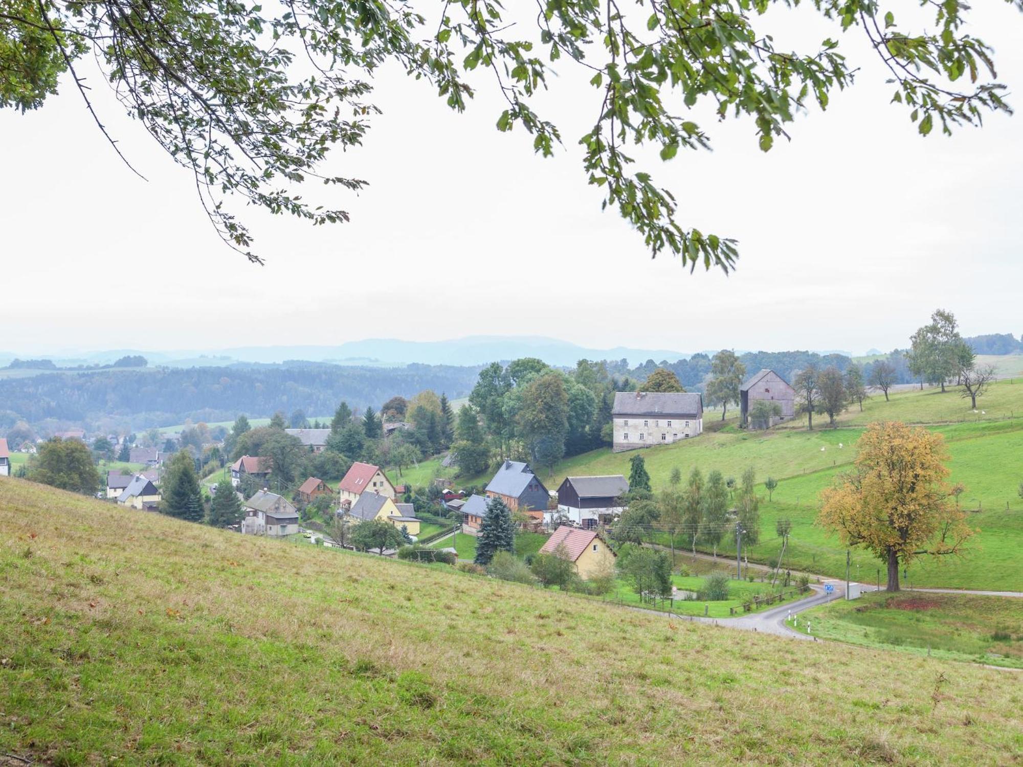 Charming Holiday Home In Hohnstein Ot Lohsdorf Exteriör bild