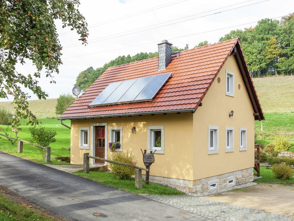Charming Holiday Home In Hohnstein Ot Lohsdorf Exteriör bild